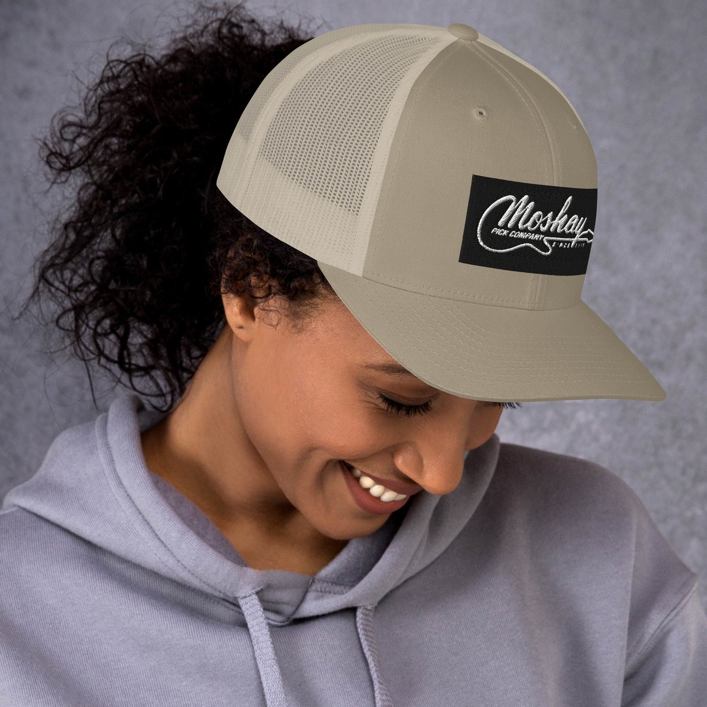 Moshay Pick Trucker Cap